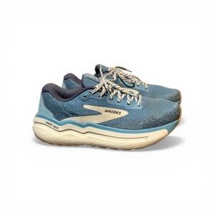 Brooks Women's Ghost Max 2 Running Shoes Size 8.5